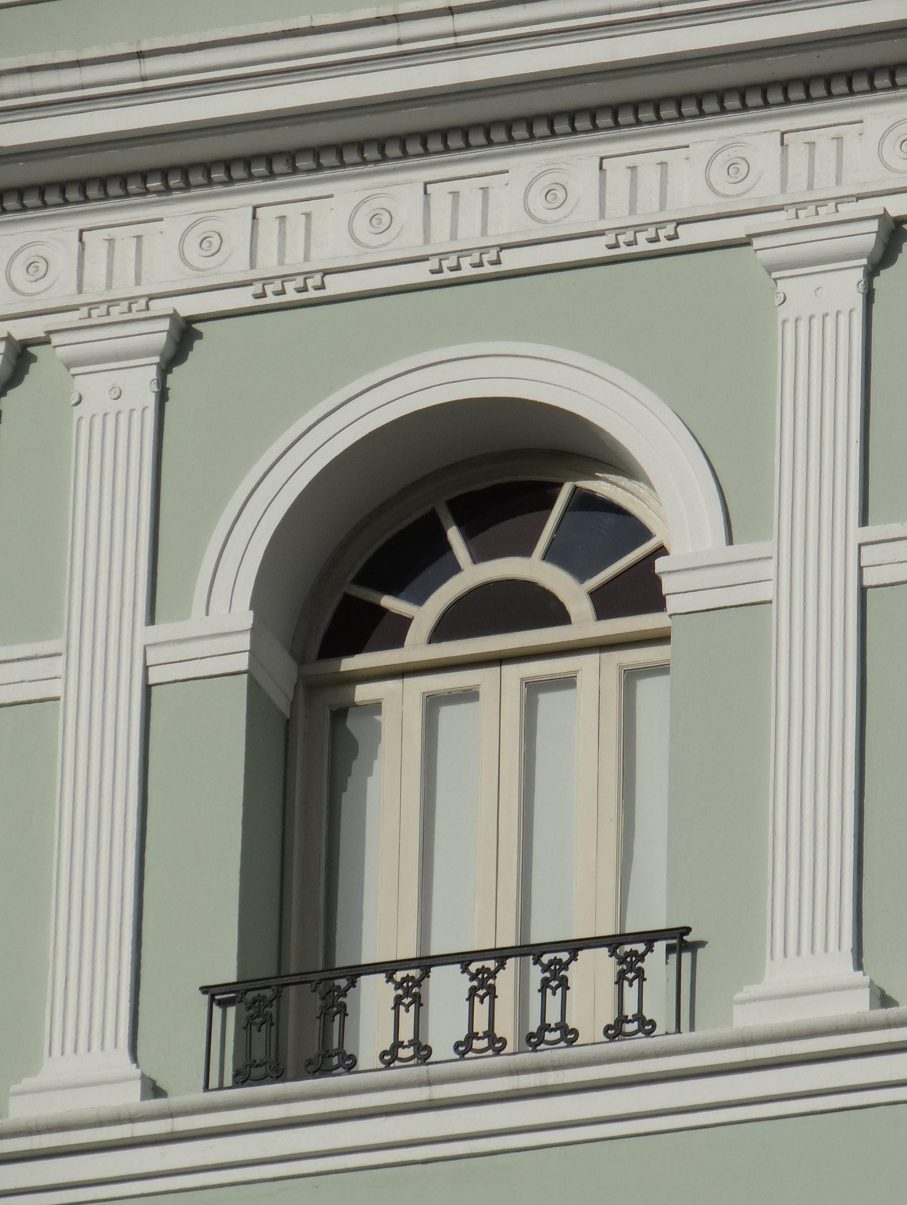 Calle de la Tanca 261 - The Puerto Rico Telephone Company - San Juan (Viejo San Juan) - 2012 00010